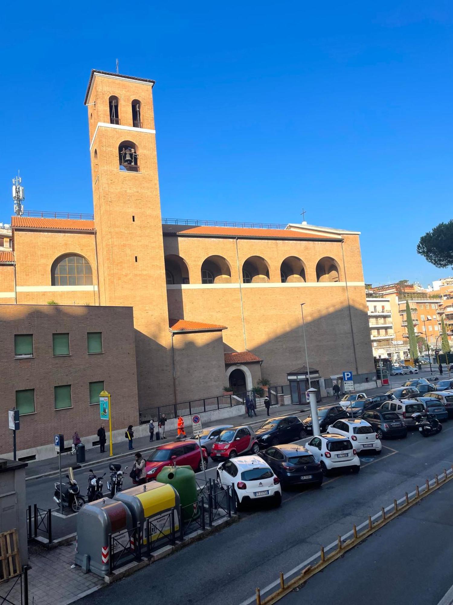 Lucens Domus Appartamento Roma Quartiere Trieste - Vicino Metro B1 - Bagian luar foto