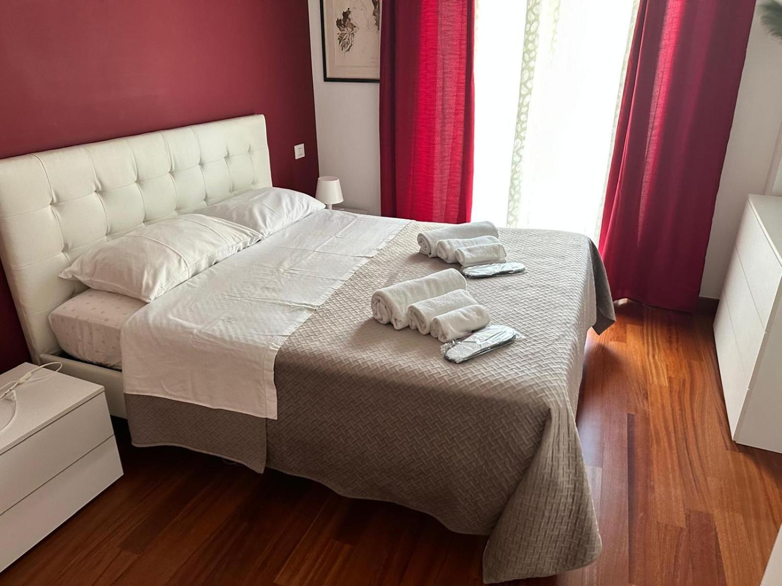 Lucens Domus Appartamento Roma Quartiere Trieste - Vicino Metro B1 - Bagian luar foto