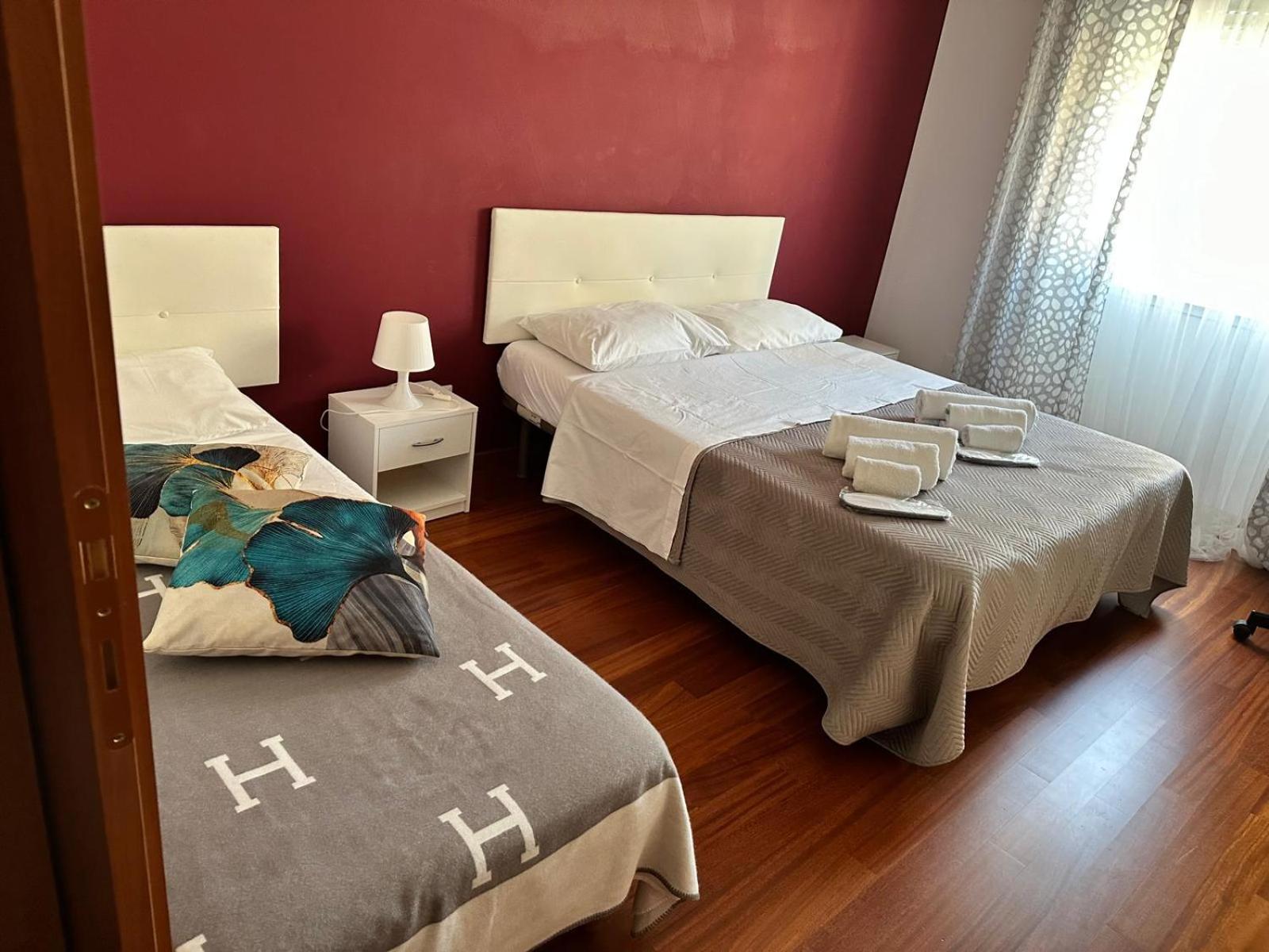 Lucens Domus Appartamento Roma Quartiere Trieste - Vicino Metro B1 - Bagian luar foto